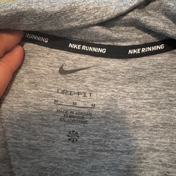 Nike Running Gray Quarter-Zip Pullover - Picture 2 of 2
